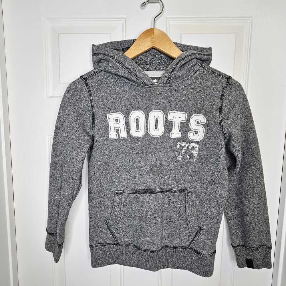 Roots Kids Gray Kanga Hoodie Sweatshirt Boys Size M 7/8 Unisex